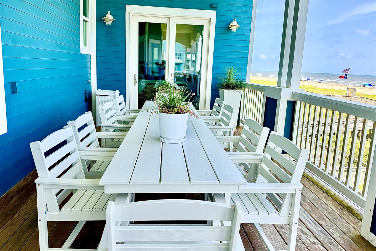 Outdoor seating area on Main floor