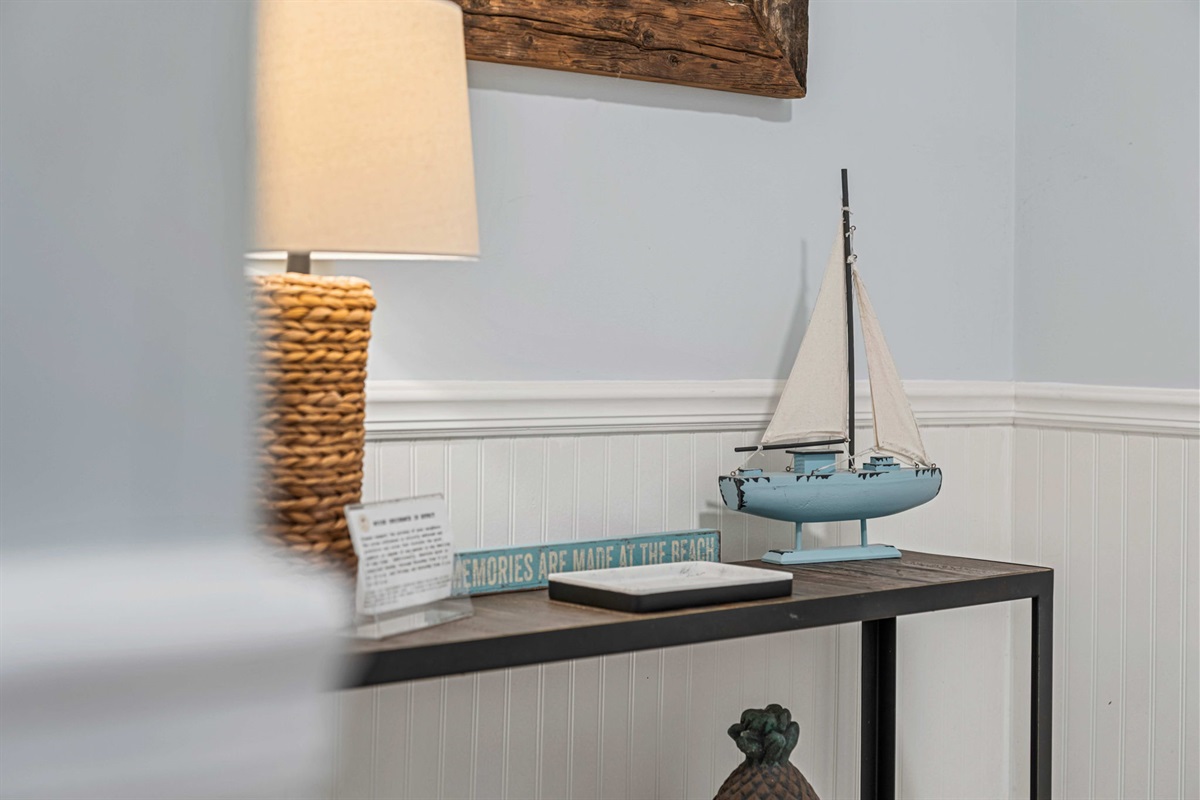 Entry | Sea Gull | 201 Oceanview | 1116 Ocean Blvd, Isle of Palms, SC | IOP Escapes