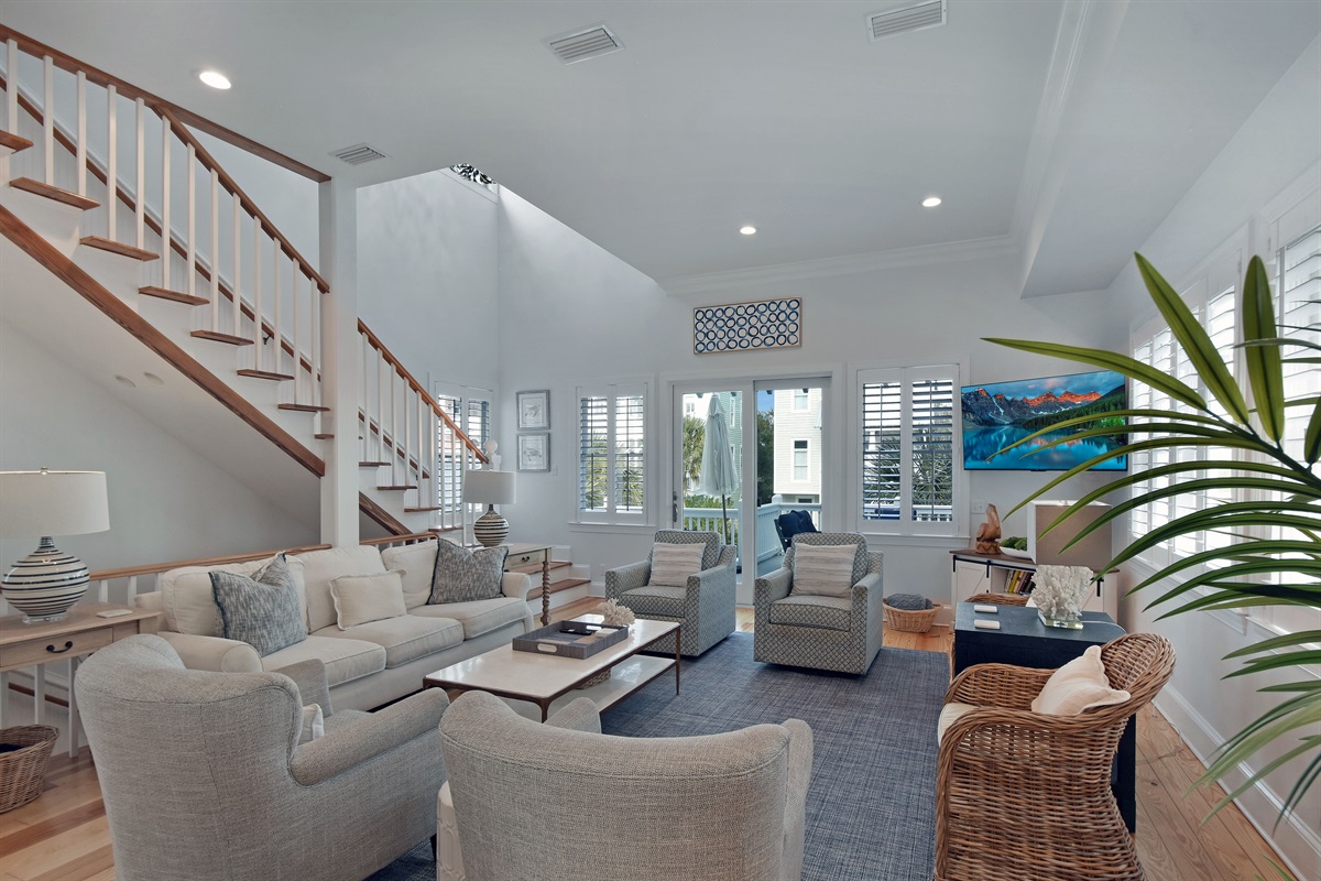 Spacious Family Room