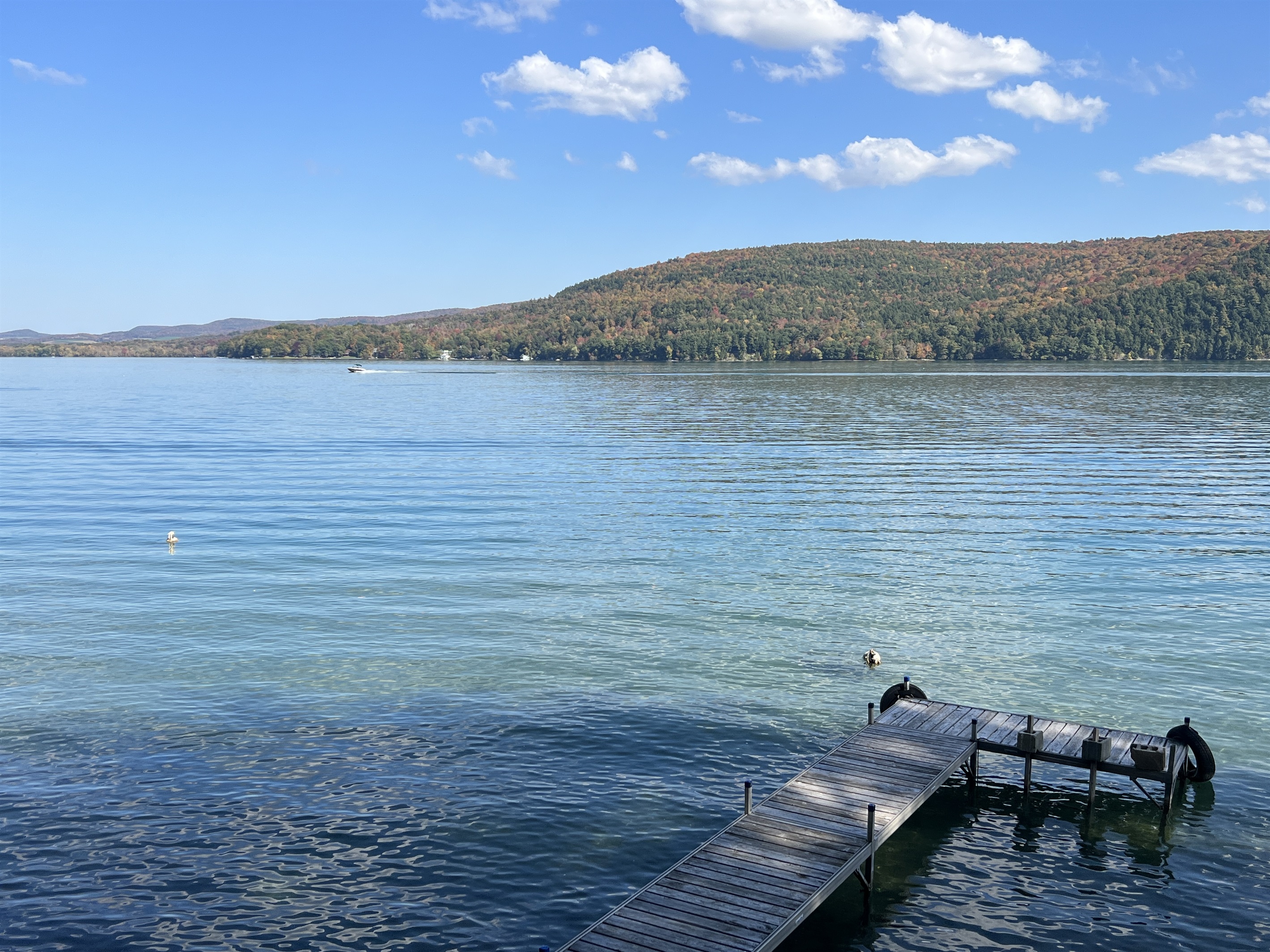 Lille Gossebo Otesgo Lake is absolutely breathtaking.