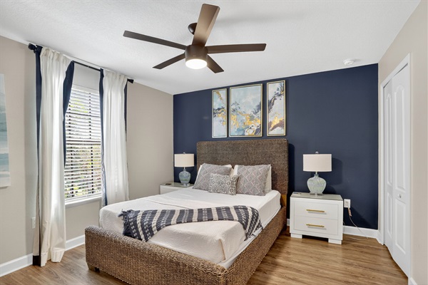 Bedroom 4-2nd Floor-Queen Bed