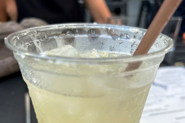Refreshing drinks at nearby spots