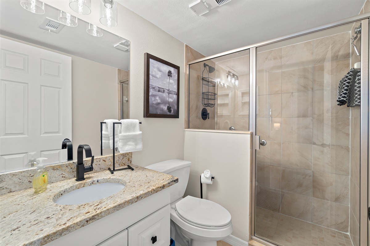 2nd Bathroom