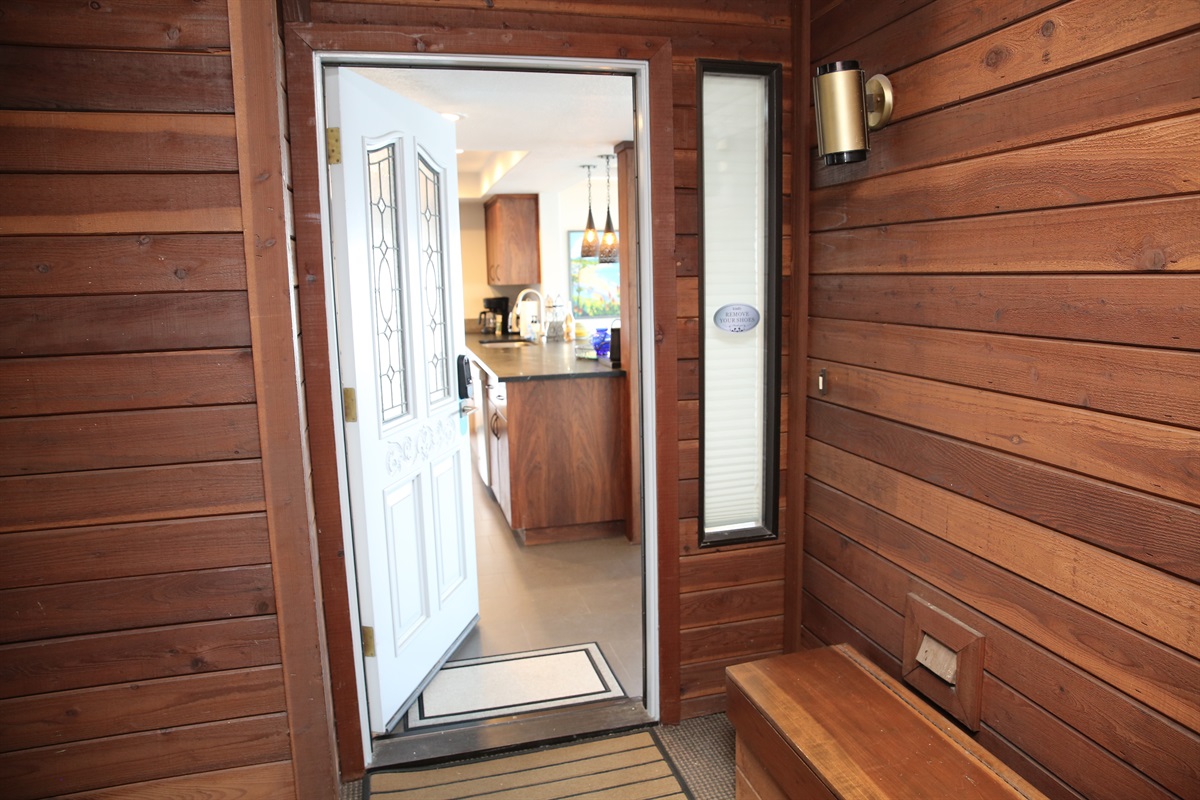 Front entry into the unit