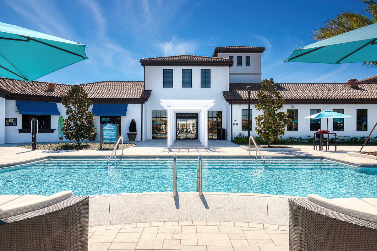 Windsor at Westside Clubhouse Pool