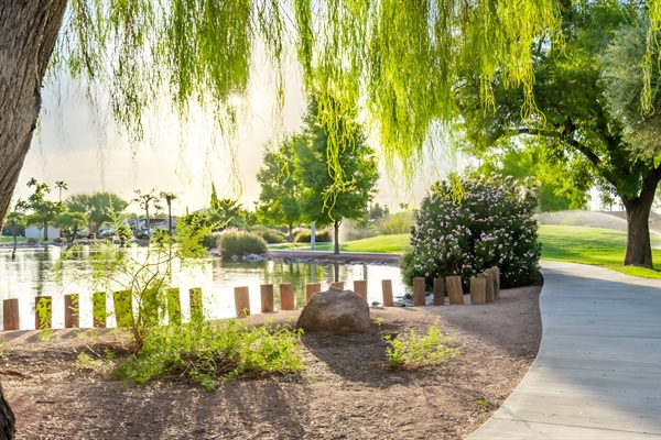Walk to beautiful Selleh Park to enjoy the duck pond and fun playground