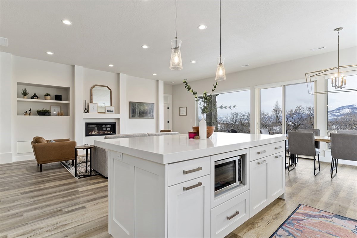 Bright, clean, and thoughtfully designed—this kitchen is as functional as it is beautiful.