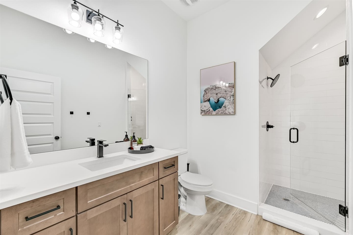 King Suite # 2: Private Bathroom (first floor)