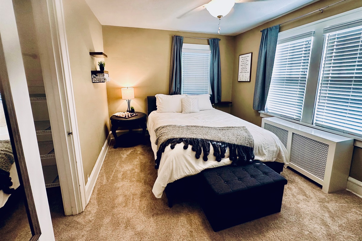 Bedroom #3: Black-out curtains added for your enhanced sleeping pleasure.