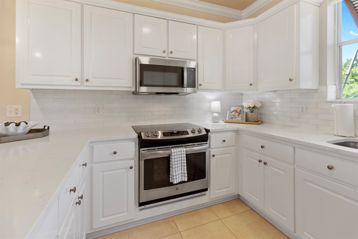 Kitchen (2nd Floor)