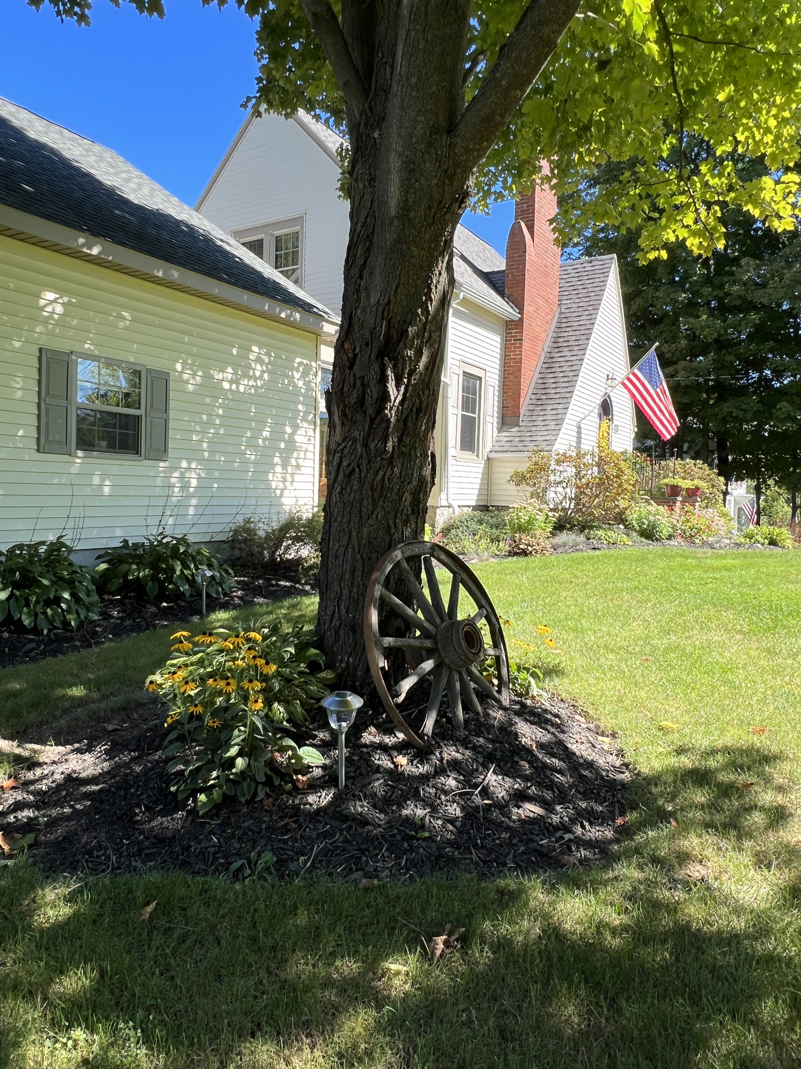 Beautifully maintained grounds