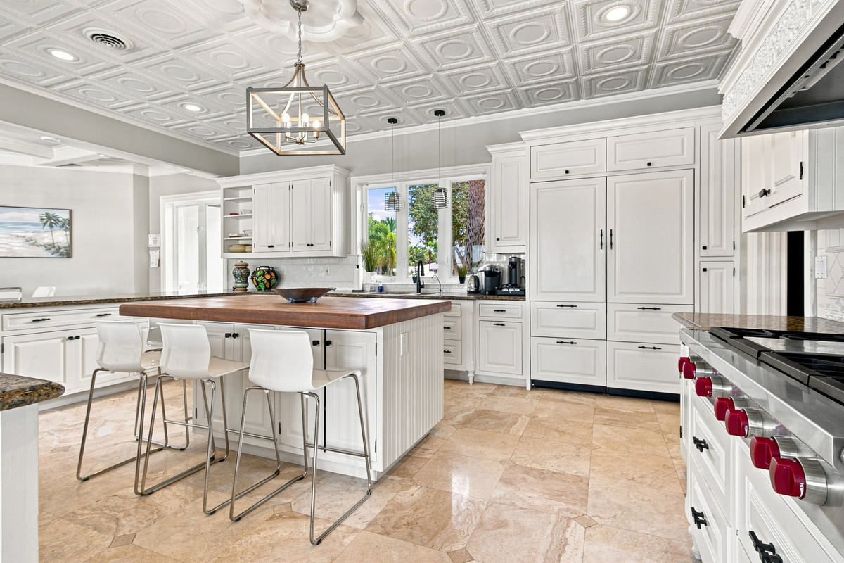 Fully Equipped Kitchen — Cook, Dine & Gather in Style