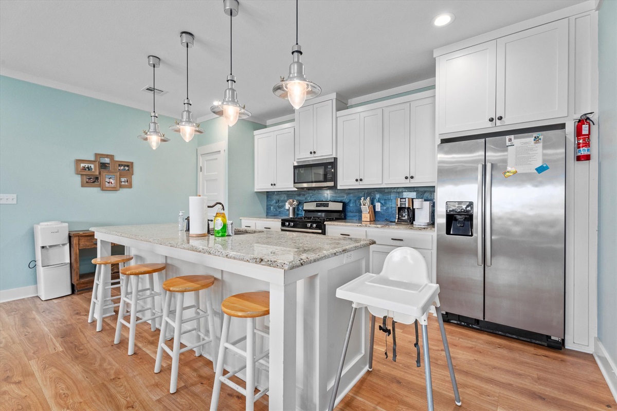 38df9aec6df74c68ad551b8e6f6a6411 Large | Beachhouse | Texas | TX | Vacation Homes | Galveston | Crystal Beach | Kokomo | Breezy Days | Beachfront Elegance | Sunrise Serenity | Southern Sands Property Management, LLC