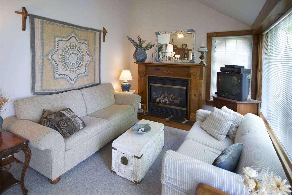 38eb38ed63e8473f9e7658fa2d56b22f Large