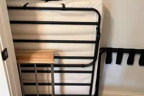 roll away mattress (there are 2)