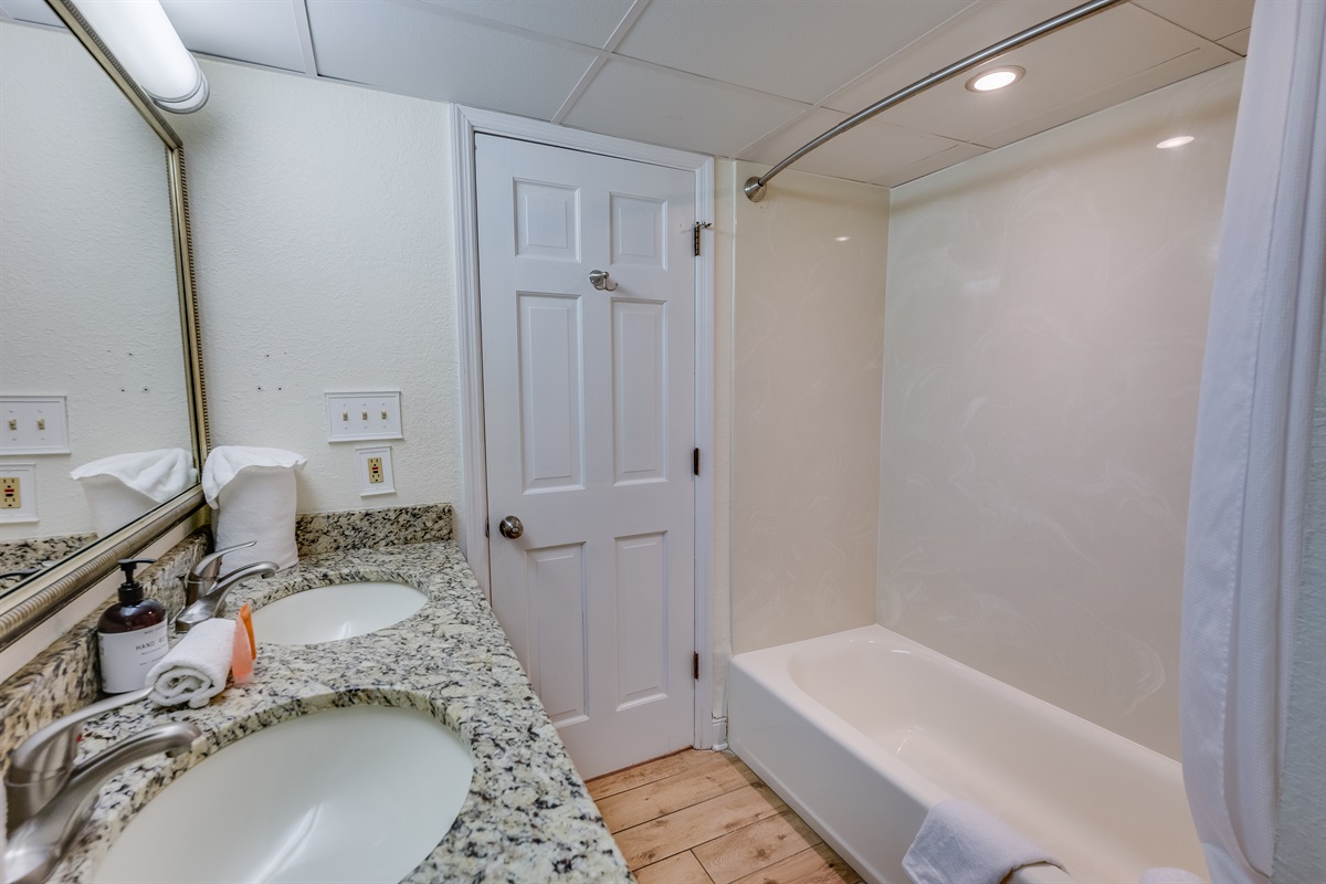 Amazing Private Bathroom