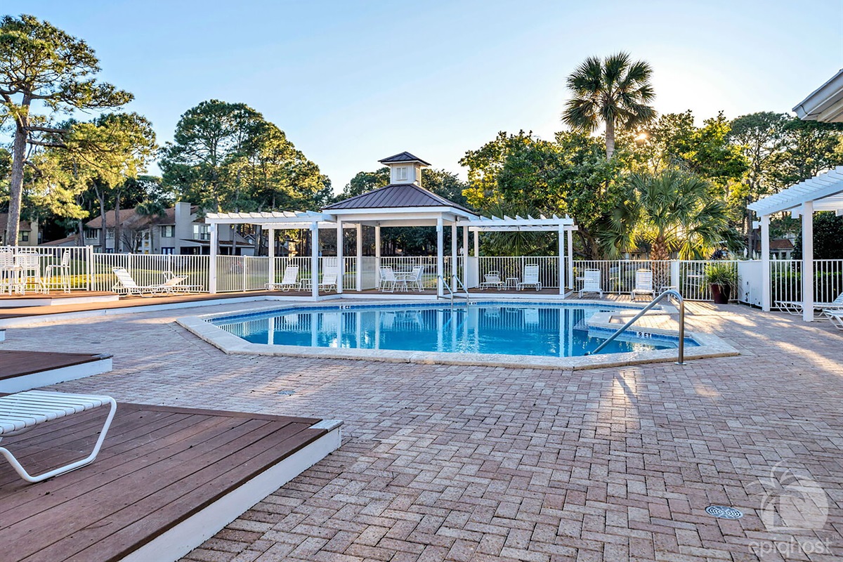Heart-shaped community pool at Players Club