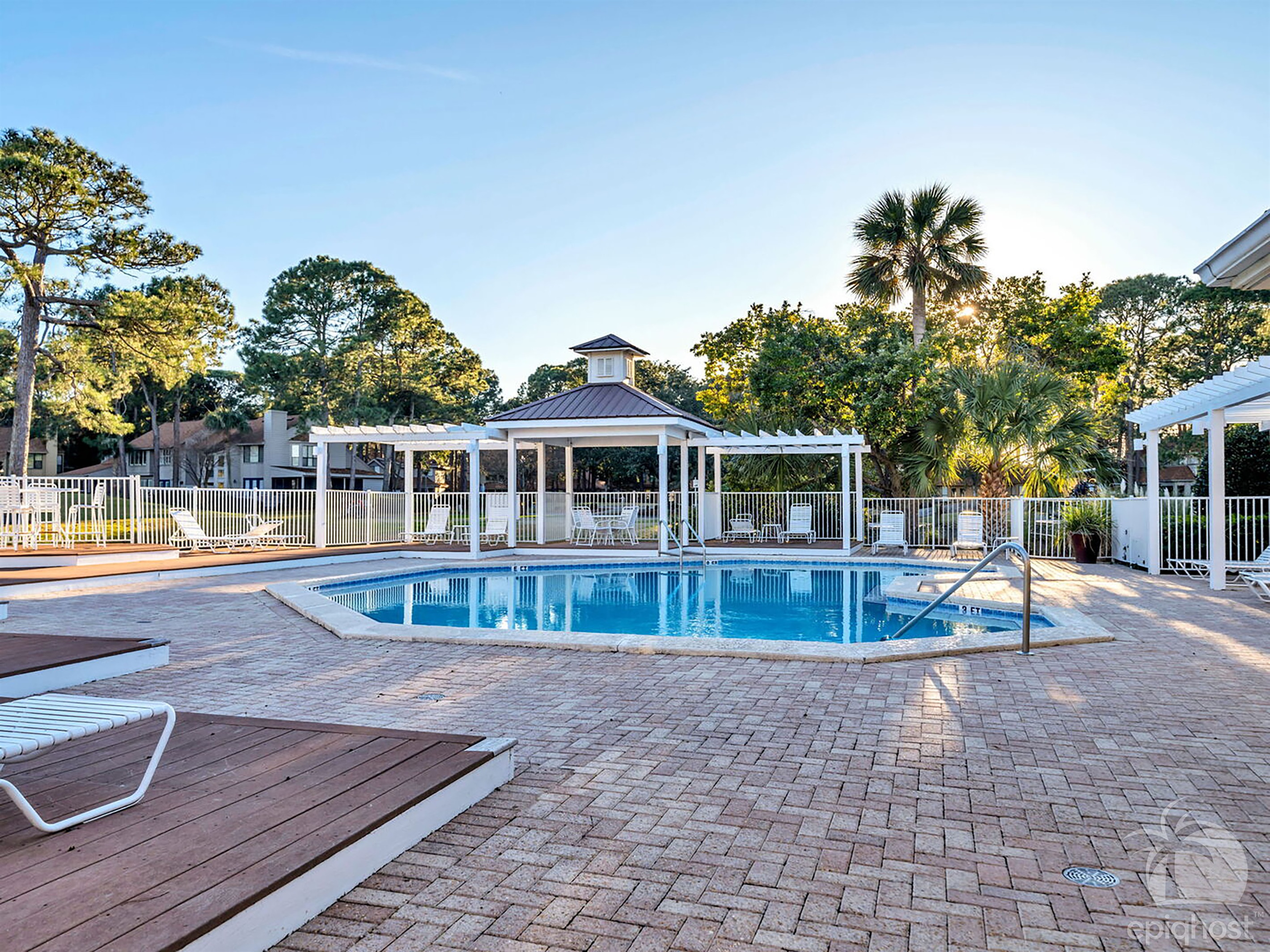 Heart-shaped community pool at Players Club