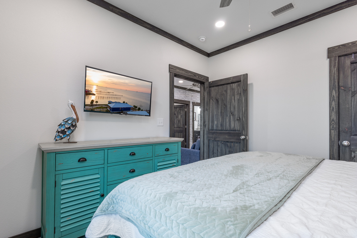 King Bedroom Guest
