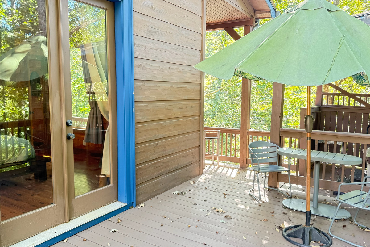 Outdoor Seating Area