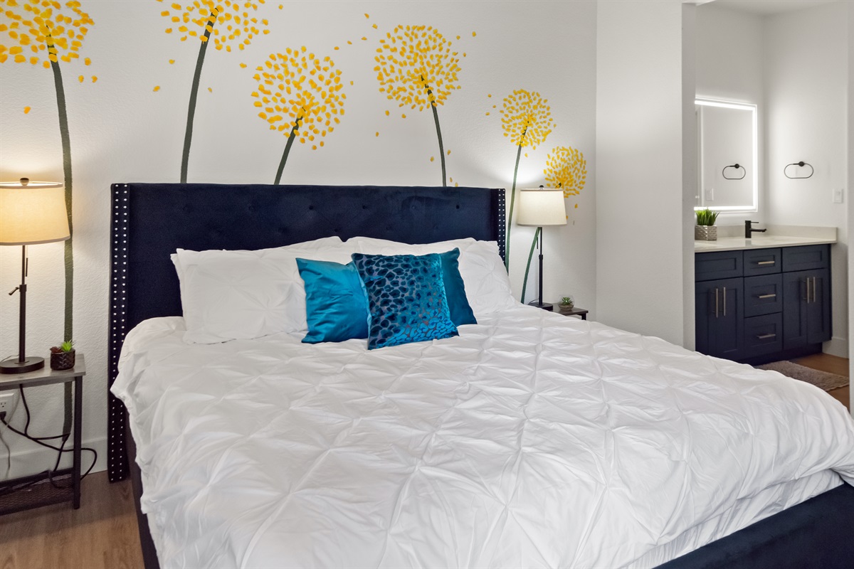 Bright and peaceful bedroom retreat for a relaxing stay
