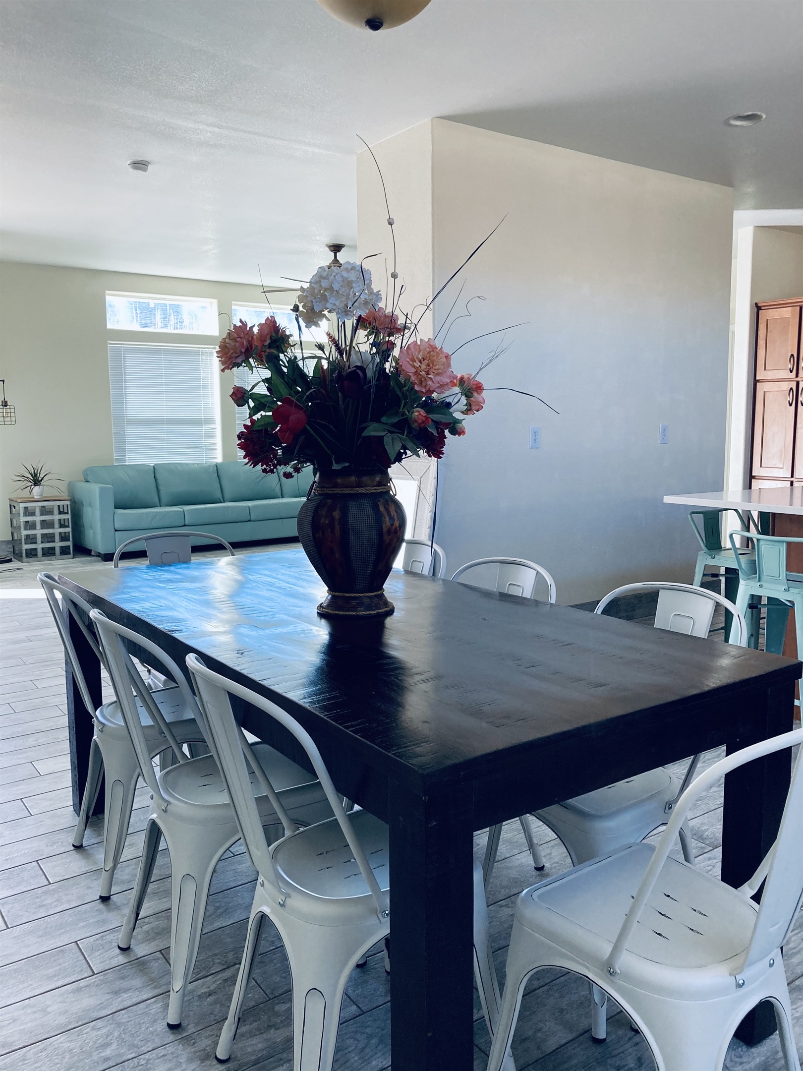 Horseshoe Bend House dining area