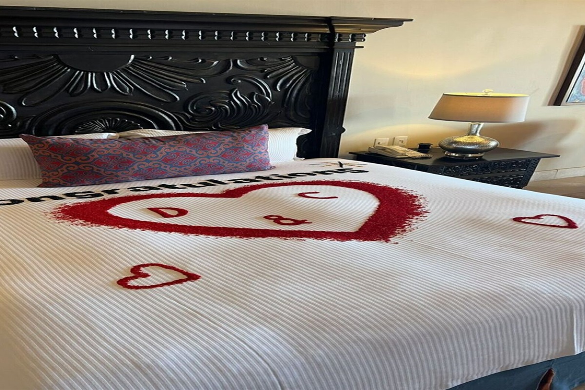 Owner Luxury Suite at the Rose, Vacation Travel Exclusives