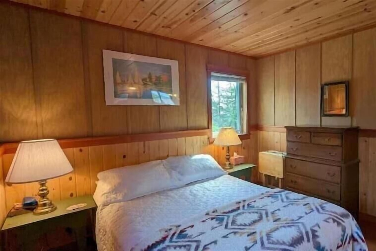 main floor queen bedroom