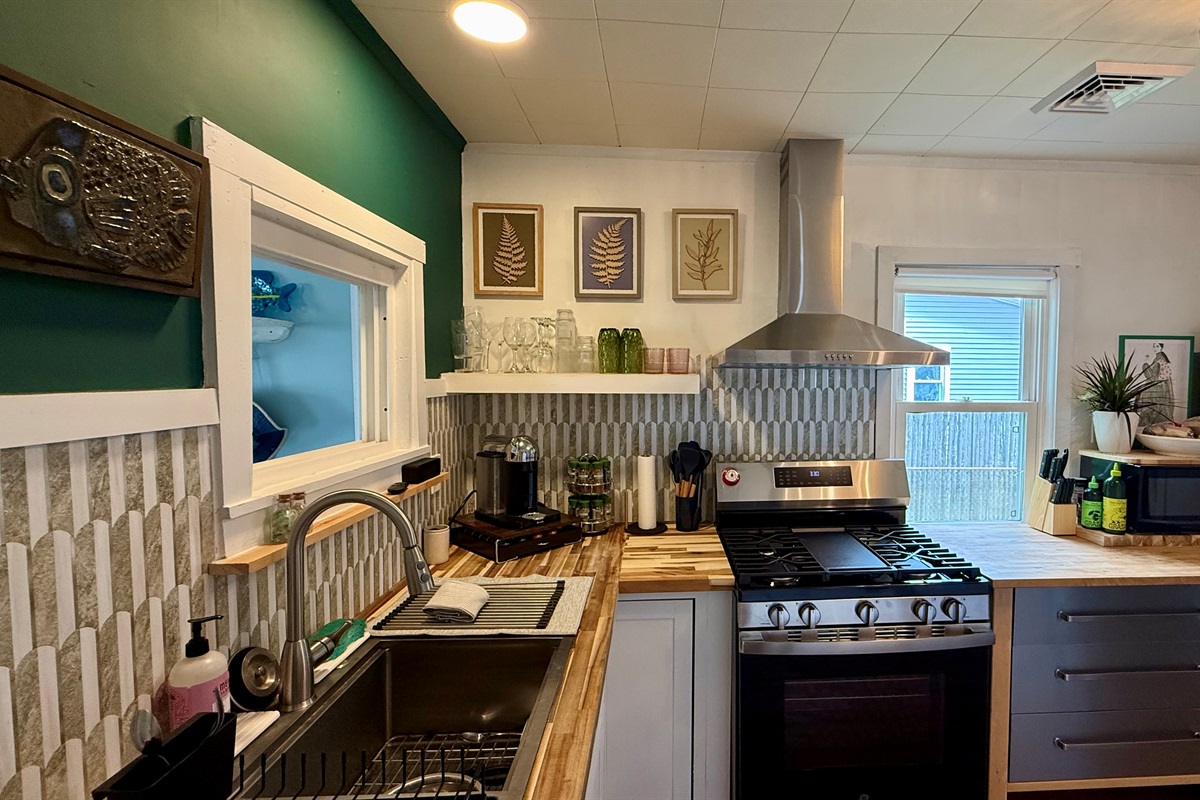 brand new gas range with built in air fryer 🙂