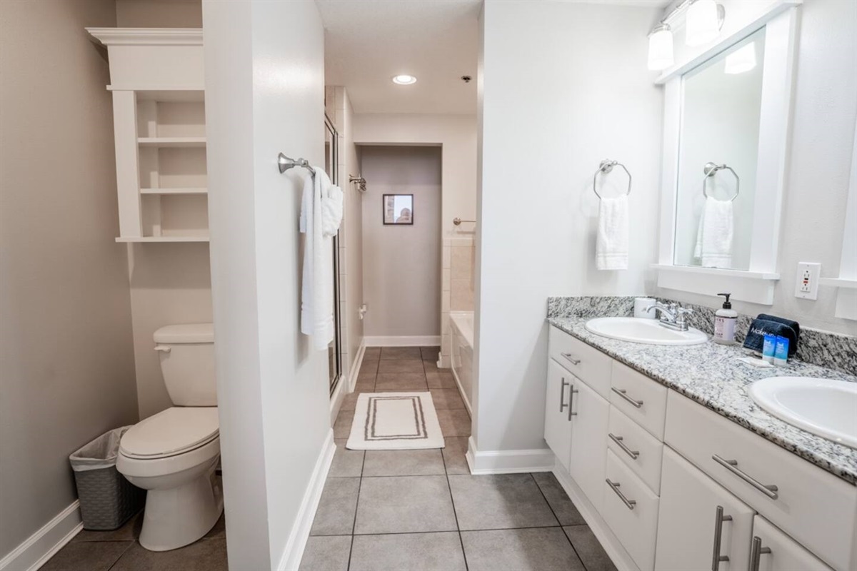 Master bath, double vanity, separate soaker tub and shower