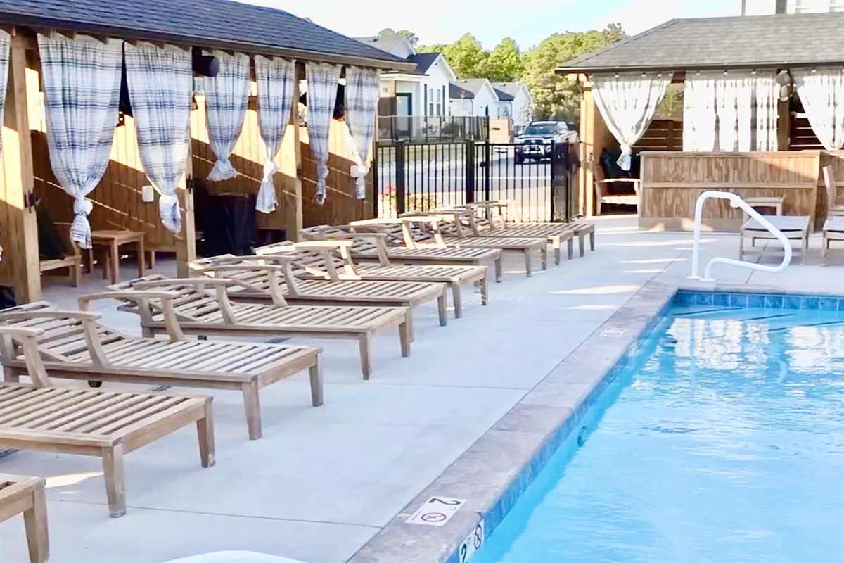 Poolside cabanas for rent & with lounge seating!