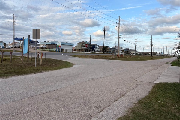 This photo is taken from the entry to the beach. Our house is the third shown, so very close! Just a 3 min walk out the back gate.