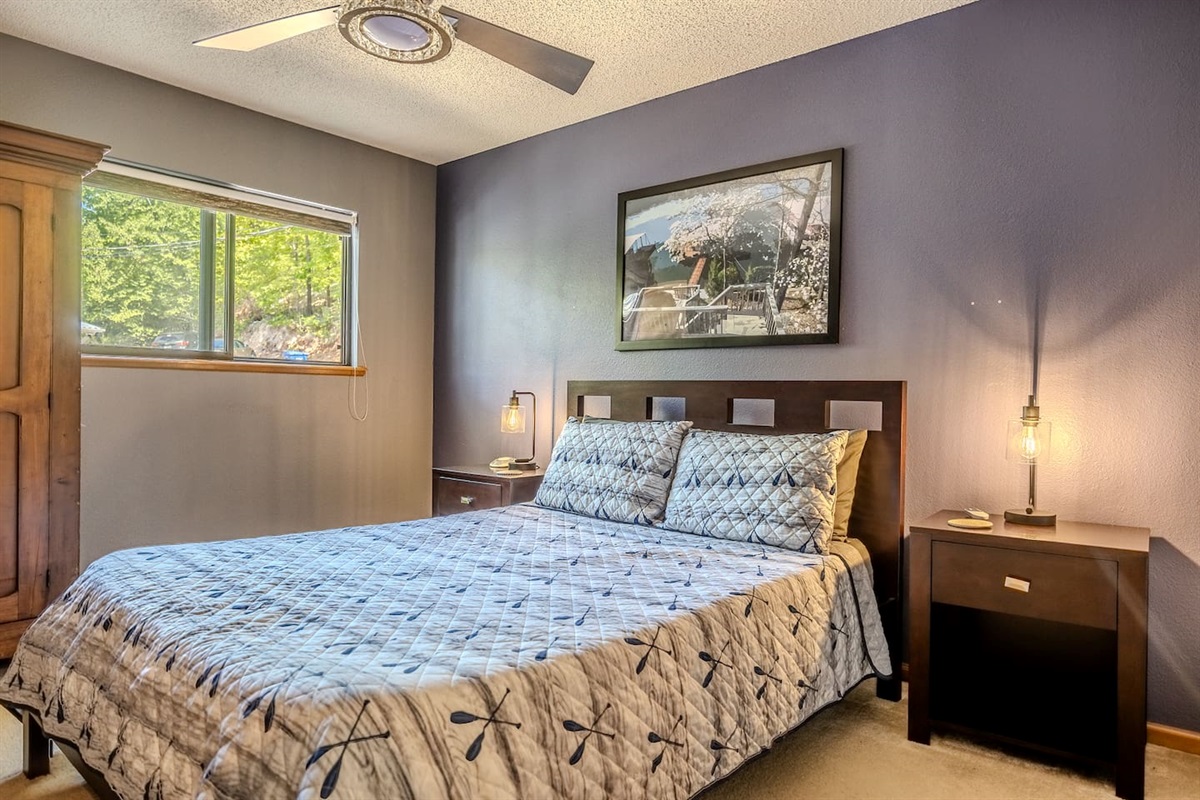 Main Level Bedroom - Queen