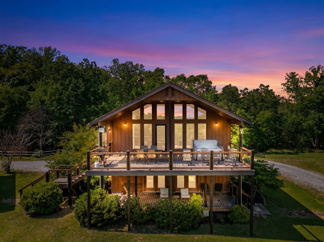 Welcome To BearFoot Hills Retreat!