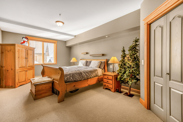 Master Bedroom with King Size Bed