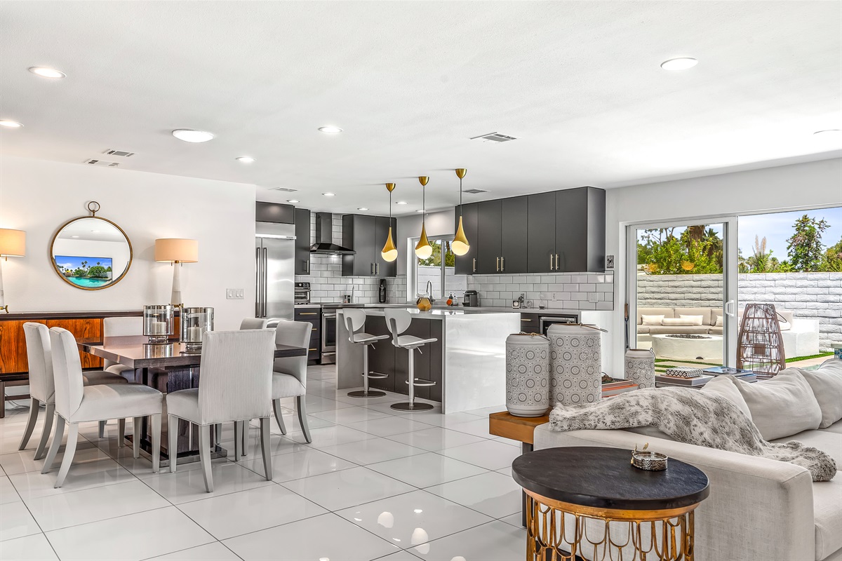 great room facing kitchen