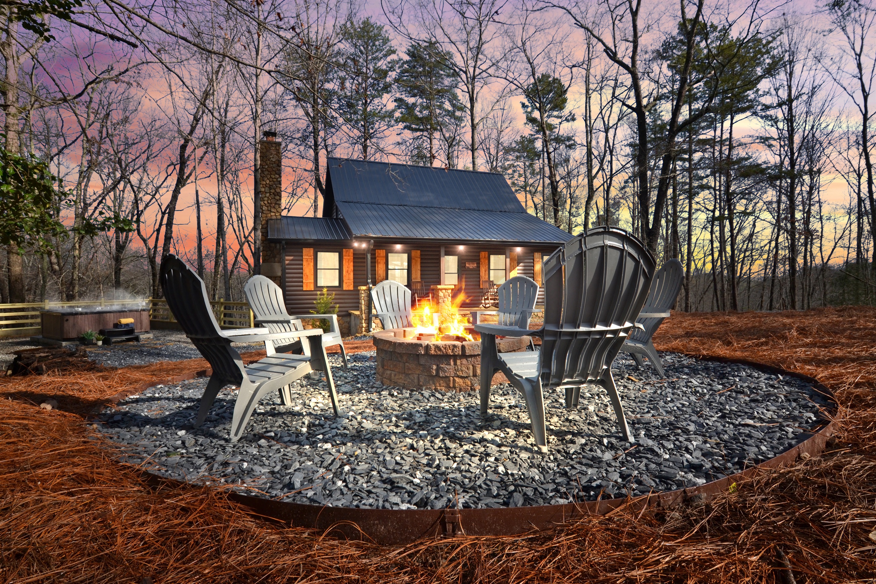 Newly Renovated Luxury Cabin + Fire Pit