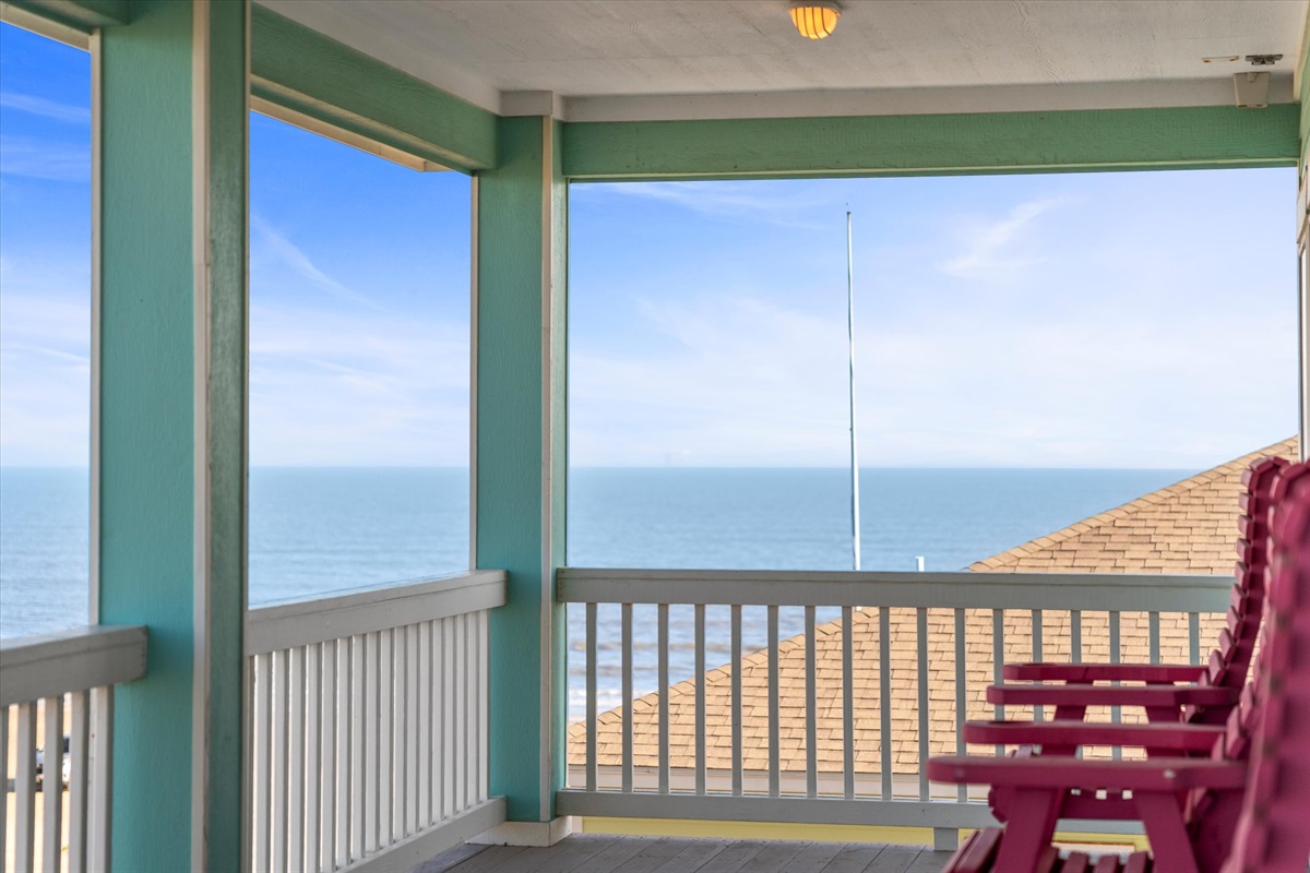 39c115aec60147769678d8c9a8adad53 Large | Beachhouse | Texas | TX | Vacation Homes | Galveston | Crystal Beach | Kokomo | Breezy Days | Beachfront Elegance | Sunrise Serenity | Southern Sands Property Management, LLC