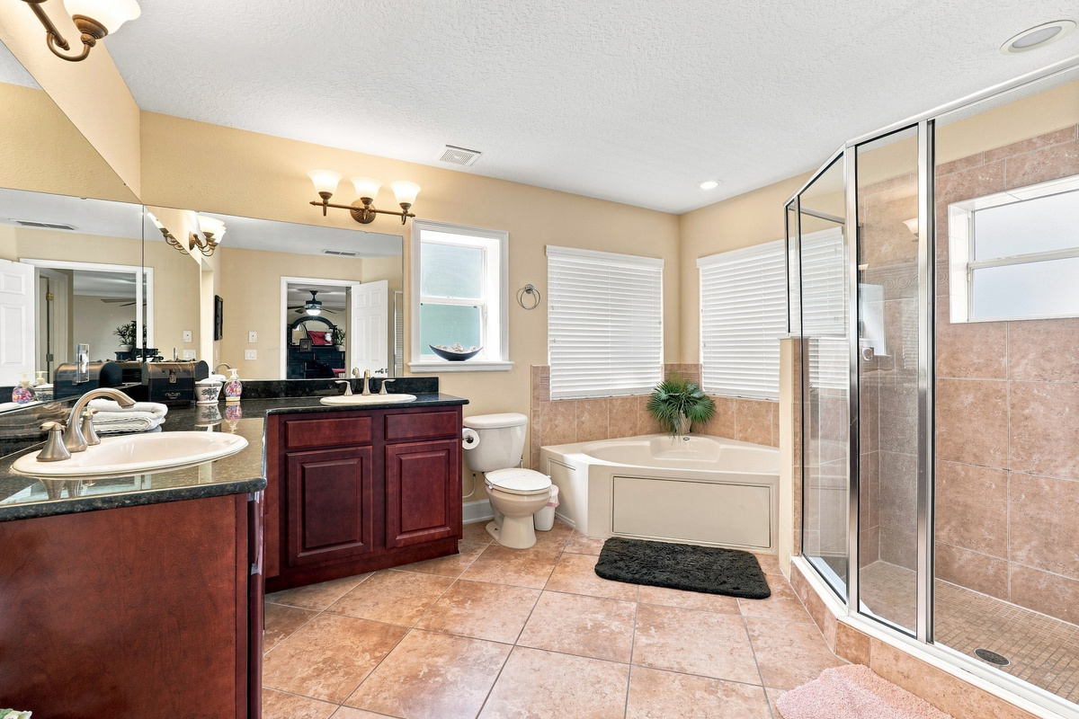 Elegant spaces