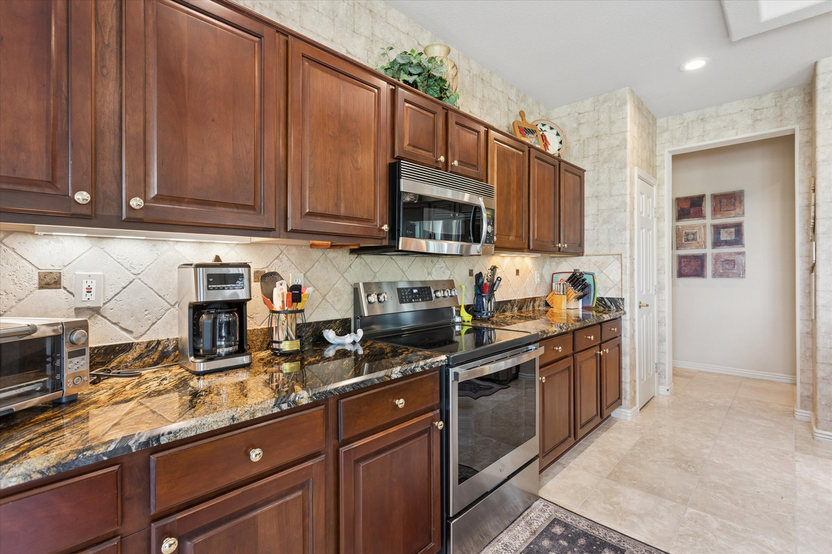 Fairway Haven: 2bd | 2.5bth — Fairway Haven | Sun City Grand Golf View + Office, Surprise, Arizona — photo 31