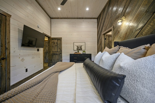 Bedroom 2: King Bed, TV, Bathroom