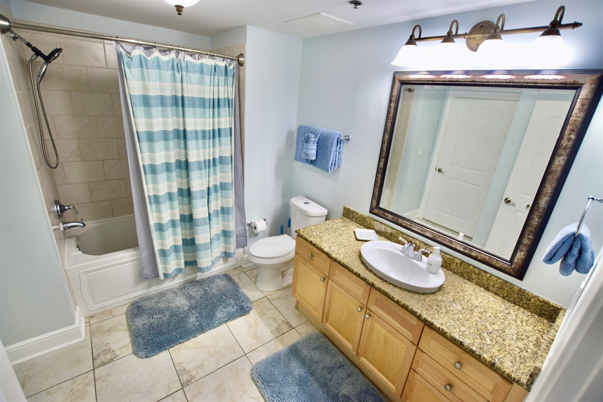 Azure #209: Hallway Bath