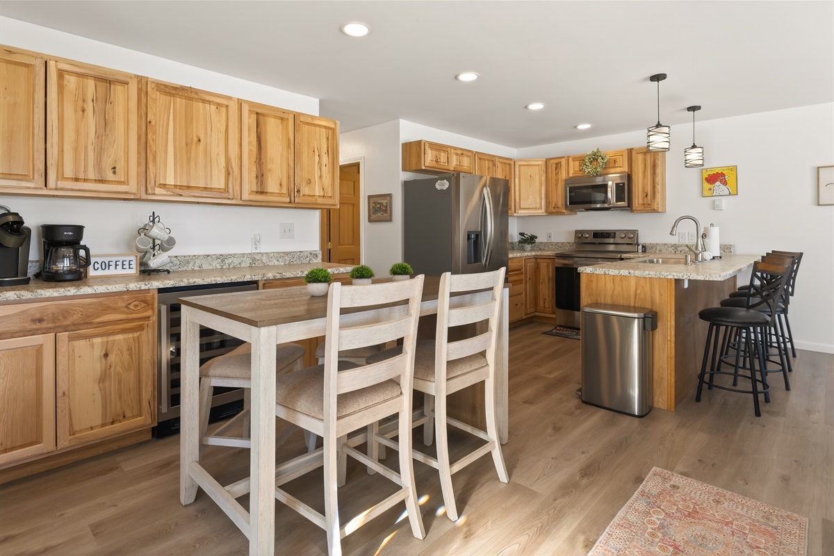 Main House kitchen and dining area