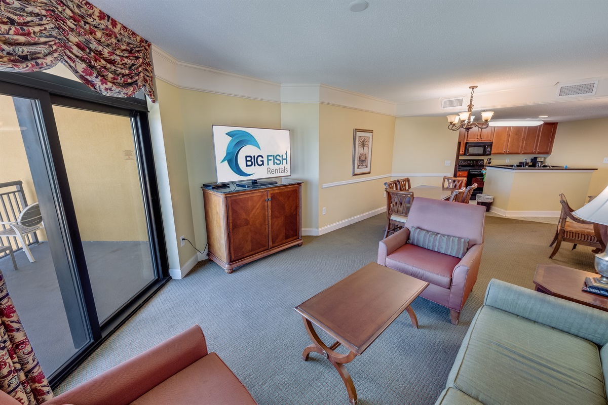 Amazing Living Room with Stunning Views🌊☀️