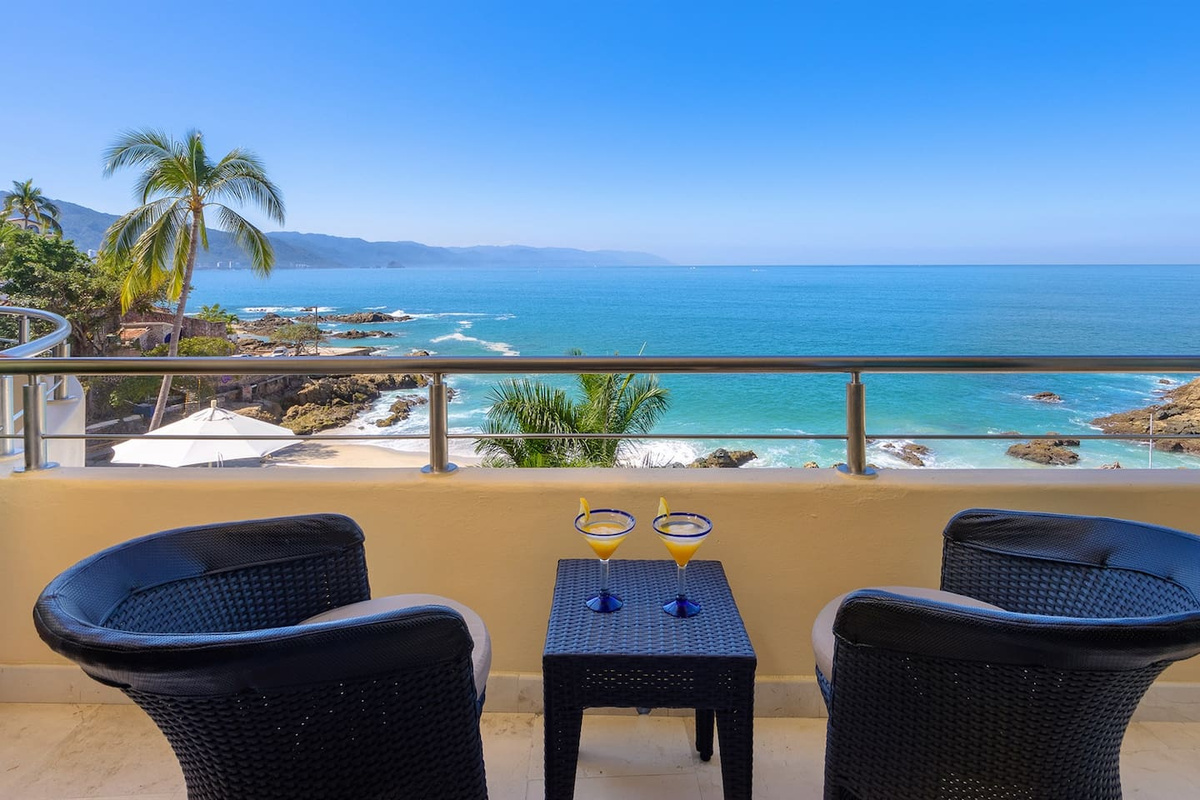 Balcony - Suite 2