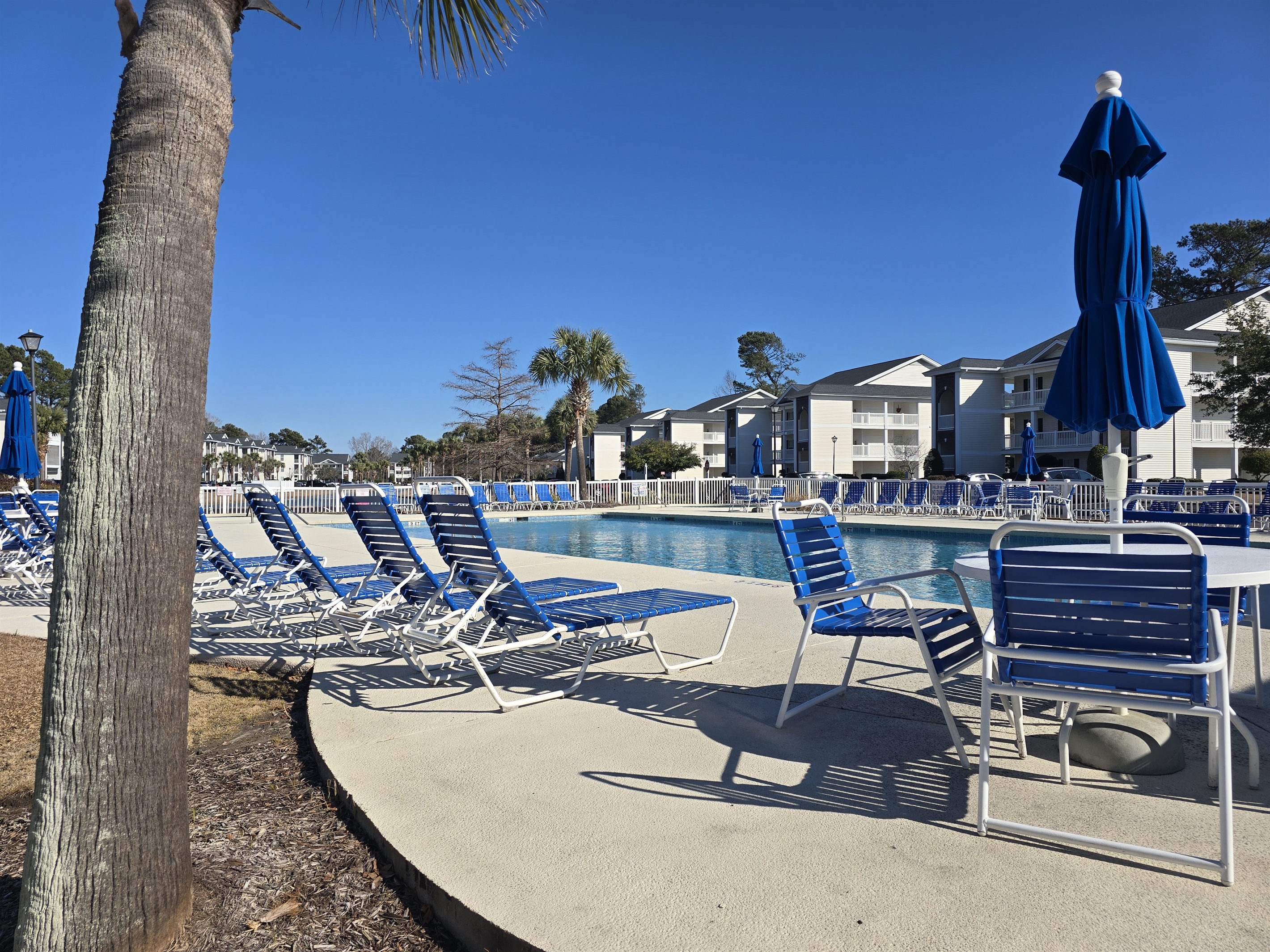 Luxury seating at the pool