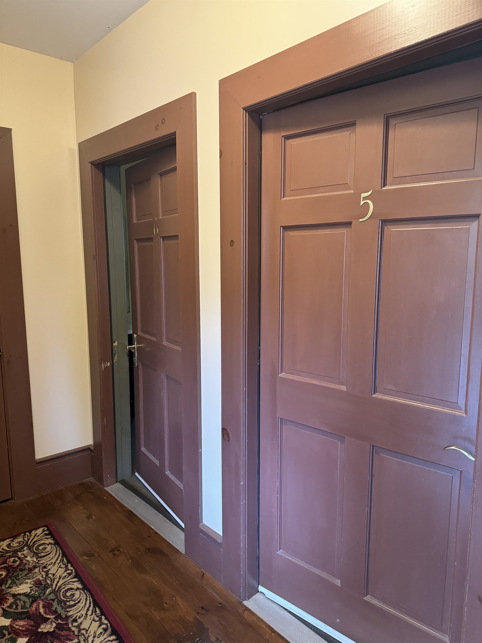Guest rooms # 5 & 6 entry