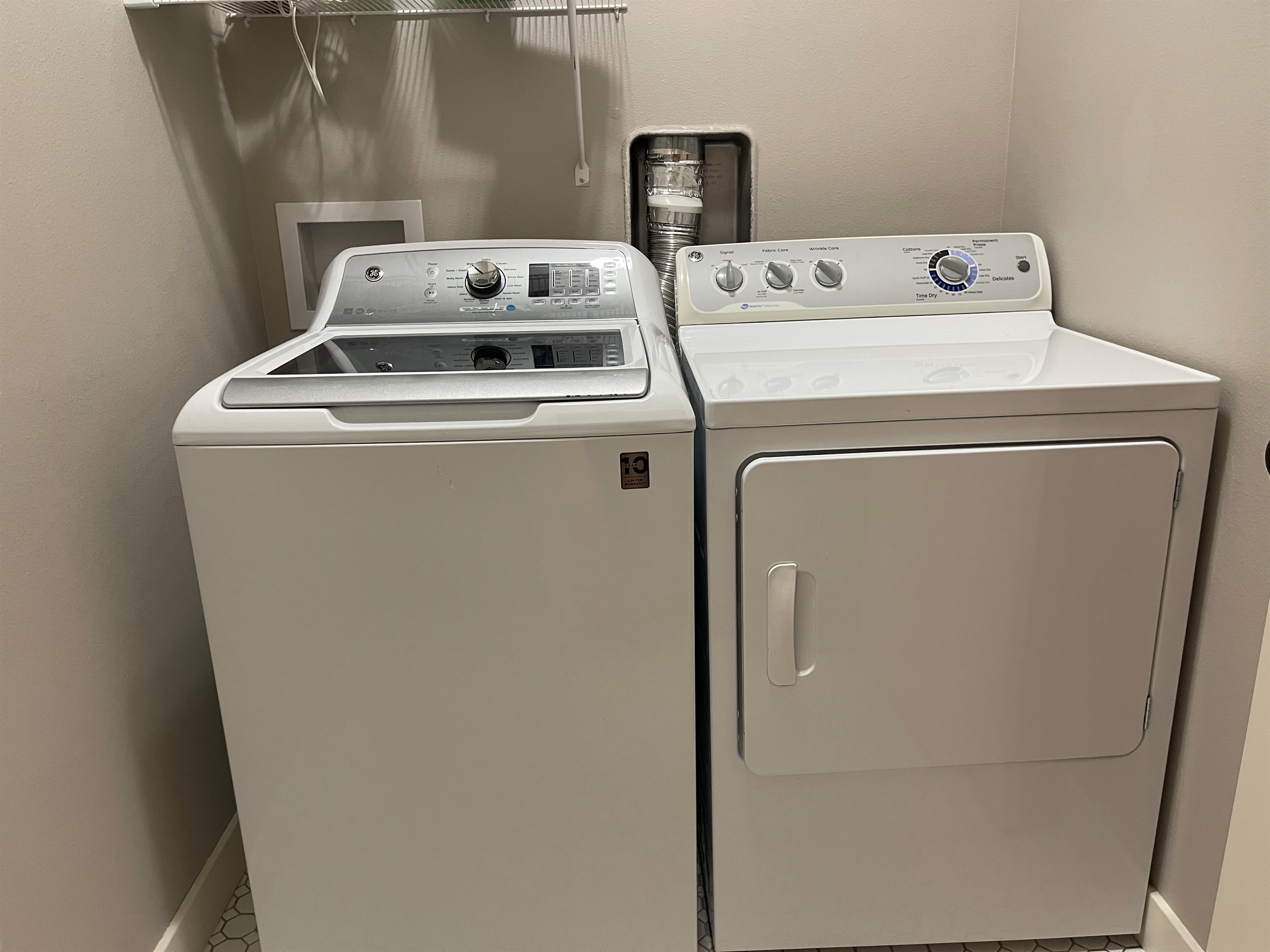 Washer & Dryer