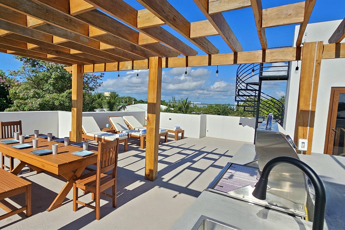 Rooftop Dining