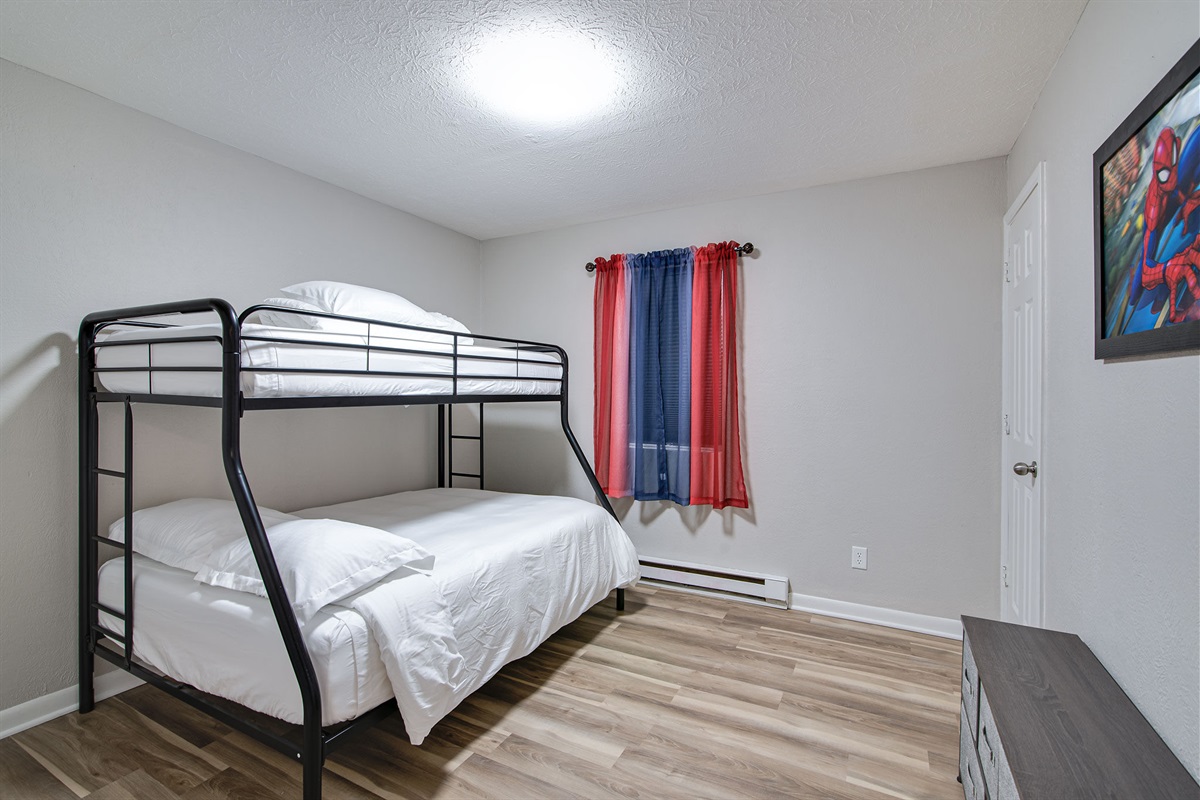 2nd Bedroom with Bunk Beds